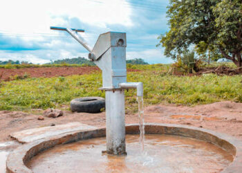 ஆழ்துளை கிணறுகளை அமைக்க அனுமதி தேவை!