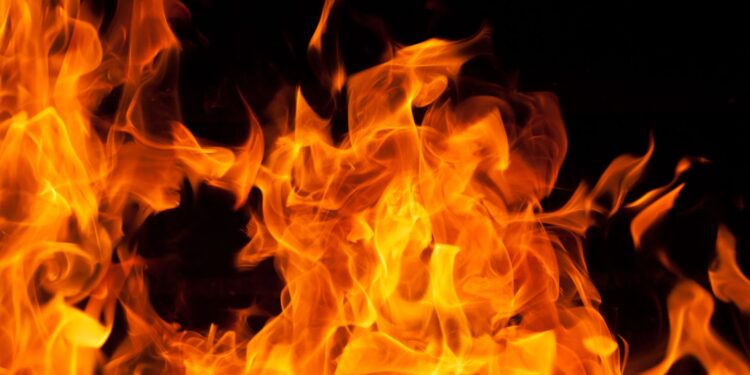 தொடரும் தீ பரவல் : மக்கள் கடும் விசனம்!