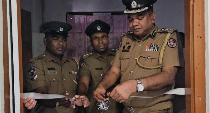 பொலிஸ் நிலையத்தில் உணவு அறை திறப்பு