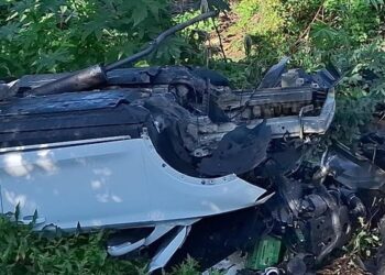 மட்டக்களப்பில் கார் விபத்து