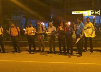 யாழில் தீப்பந்தப் போராட்டம்!