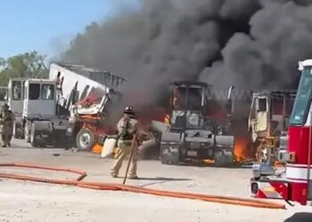 அமெரிக்காவில் தீ விபத்து : 2 பேர் பலி!