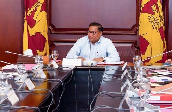 சுற்றுலாப் பயணிகளுக்கான வசதிகளை மேம்படுத்த பல திட்டங்கள்