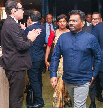 நாடு திரும்பினார் ஜனாதிபதி!