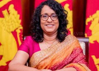 இலங்கை முக்கியமான திருப்புமுனையில் நிற்கிறது : ஹரிணி அமரசூரிய!