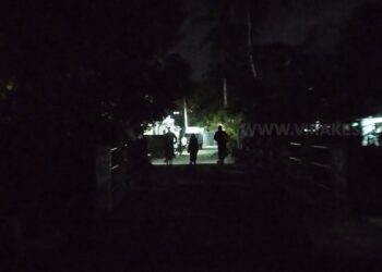 இருட்டில் பாலம் : மக்கள் அச்சத்தில்!