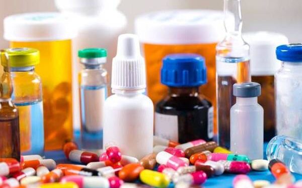 மருந்துத் தட்டுப்பாடு : சுகாதாரத் துறையின்  அரசியல் தோல்வி!