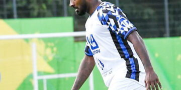 இலங்கை கால்பந்தாட்ட அணியில் பிரான்ஸ் கழக வீரர் – உள்ளூர் வீரர் ஒருவரும் அறிமுகம்