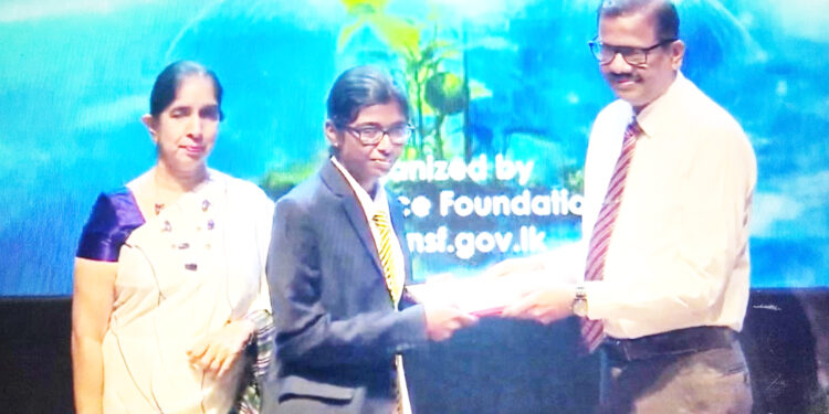 தேசிய ரீதியில் முதல் மூன்று இடங்களைப் பெற்ற யாழ்.மாணவிகள்!