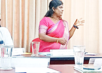 சாட்டி கடற்கரையில் உள்ள சவுக்கு மரங்கள் உரிய வகையில் பராமரிக்கப்பட வேண்டும்