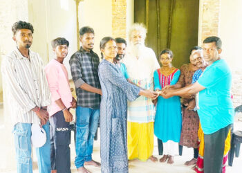 ஆலயங்களுக்கு உதவிகள் கையளிப்பு!