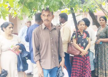 வவுனியா வனவளத் திணைக்களத்திற்கு விவசாயிகள் குற்றச்சாட்டு!