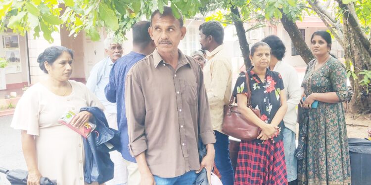 வவுனியா வனவளத் திணைக்களத்திற்கு விவசாயிகள் குற்றச்சாட்டு!