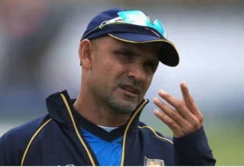 இலங்கை கிரிக்கெட் அணி வீரர்களுக்கு சமூக வலைத்தள தடை வேண்டும்