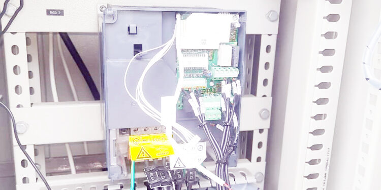 வடமராட்சியில் பனல் போட்கள் விசமிகளால் சேதம்!