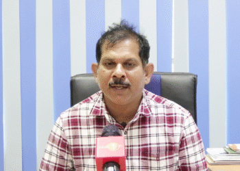 கிளி. மாவட்டத்தில் இரசாயன உரப்பாவனையால் விளைநிலங்கள் அதிகளவில் உவராகும் தன்மை