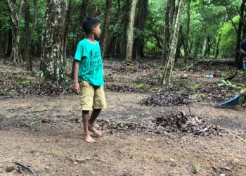 முல்லைத்தீவு மாவீரர் துயிலும் இல்லத்தில் மழைக்கு  மத்தியிலும், சிரமதானம்!