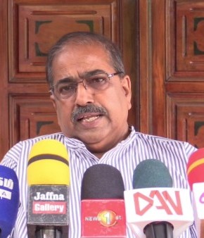 பேச்சுக்கு முன்னர் நிபந்தனைகளை விதிப்பது பொருத்தமில்லாத விடயம் : சுரேஷ் பிரேமச்சந்திரன்