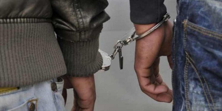 Wi-Fi சேவையை இணைப்பதாகக் கூறி பண மோசடி : இருவர் கைது!