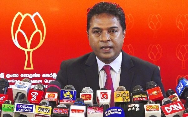 மாகாணசபைத் தேர்தல் நடத்தும் அரசின் வாக்குறுதி பொய்யானது : சாகர காரியவசம் கடும் விசனம்!