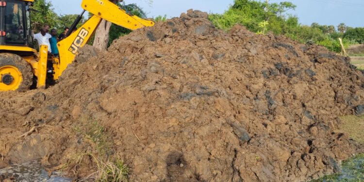 முல்லைத்தீவில் விடுதலைப்புலிகளின் ஆயுதங்களைத் தேடி அகழ்வு!