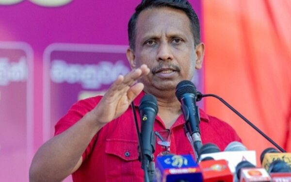 உலக வங்கியிடம் இருந்து பெறப்பட்ட கடன் : அரசியல்வாதிகளின் பெயர்ப்பட்டியலை வெளியிட்ட அமைச்சர்