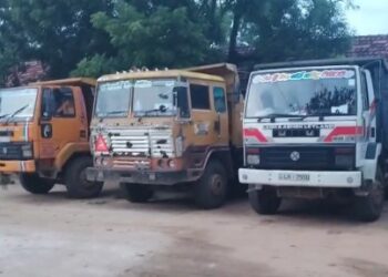 சட்டவிரோத மணல் அகழ்வில் ஈடுபட்ட 4 டிப்பர்கள் மற்றும் 2 உழவு இயந்திரங்கள் பறிமுதல்!