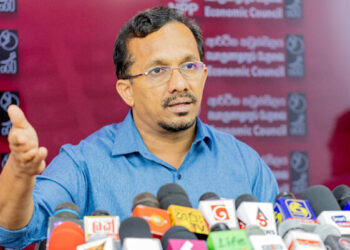 அஸ்வெசும பெறுவதற்காக மக்கள் வெட்கப்படுங்கள் – அது ‘சட்டபூர்வமான பிச்சை’- சுனில் ஹந்துன் நெத்தி