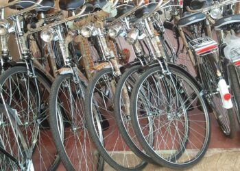 சங்கானையில் 10 மாணவர்களுக்கு துவிச்சக்கர வண்டிகள் வழங்கல்