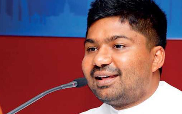 நுகேகொடை பேரணிக்கு போட்டியாக தங்காலையில் மக்கள் கூட்டம் : டி.வி.சானக்க எம்.பி. குற்றச்சாட்டு