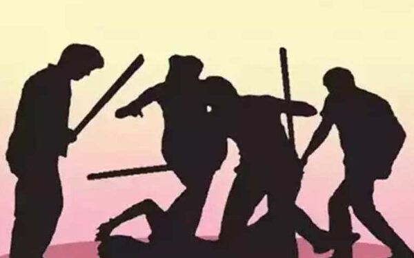 யாழில் குழுக்களுக்கிடையில் மோதல் – ஐவர் படுகாயம்!