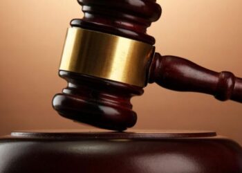 முன்னாள் அமைச்சர்களின் இழப்பீடுக்கு எதிரான மனு விசாரணைக்கு