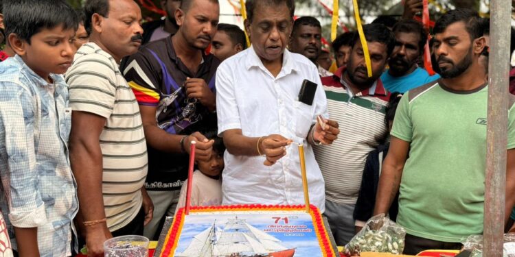 வல்வெட்டித்துறையில் கோலாகலமாகக் கொண்டாடப்பட்ட தமிழீழ விடுதலைப் புலிகளின் தலைவரின் பிறந்ததினம்