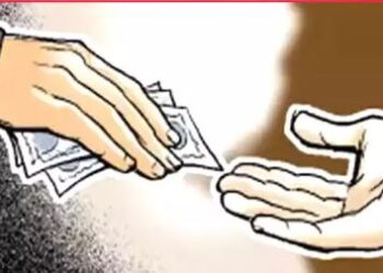 இலஞ்சம் பெற்ற குற்றச்சாட்டில் பொலிஸ் சார்ஜன்ட் கைது!