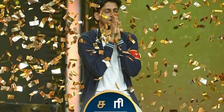 சரிகமப இறுதிச்சுற்றில் அம்பாறை பாடகர் சபேசன்!