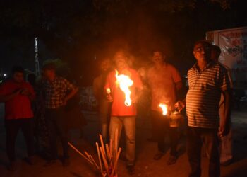 மன்னாரில் தீப்பந்த எழுச்சி போராட்டம் முன்னெடுப்பு!