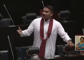 எதிர்க்கட்சியிடம் ஹிட்லர் : IMF இடம் பூனை – நாமல் ராஜபக்ச சீற்றம்!