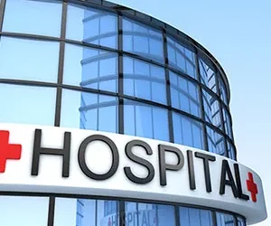 பாடசாலையின் இரண்டாம் மாடியிலிருந்து விழுந்து உயர்தர மாணவி படுகாயம்!