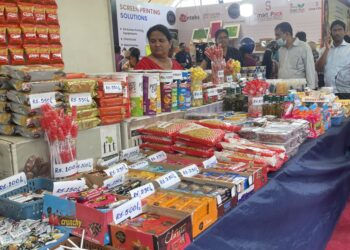 பளையில் வர்த்தக சந்தை