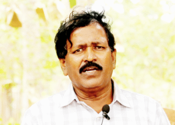 வகுப்பறை, மலசலகூடம், ஆய்வுகூடம், இணையம் போன்ற எந்த வசதியும் இன்றி பரிதவிக்கும் வன்னி நிலப் பாடசாலைகள்