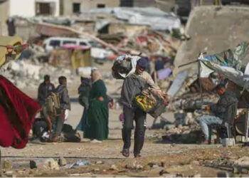 பாலஸ்தீன அகதிகள் முகாம் மீது இஸ்ரேல் வான்வழித் தாக்குதல்