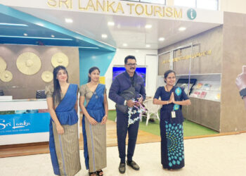 இலங்கை வந்தார் நடிகர் சரத்குமார்