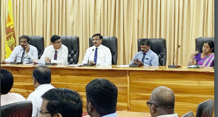 தனியான காப்புறுதித் திட்ட வரைபொன்றை தயாரிக்குக