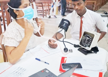 யாழ்ப்பாணக் கல்லூரியில் இரத்ததான முகாம்