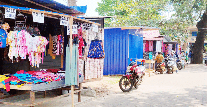 முறைக்கோடுகள் இடம்பெற்றதா என ஆராய்க – வட ஆளுநருக்கு மகஜர் கையளிப்பு