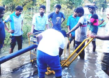 சாவகச்சேரி உப்புக்கேணிக் குளத்தின் மேலதிக நீர் கடலுக்கு கடத்தல்