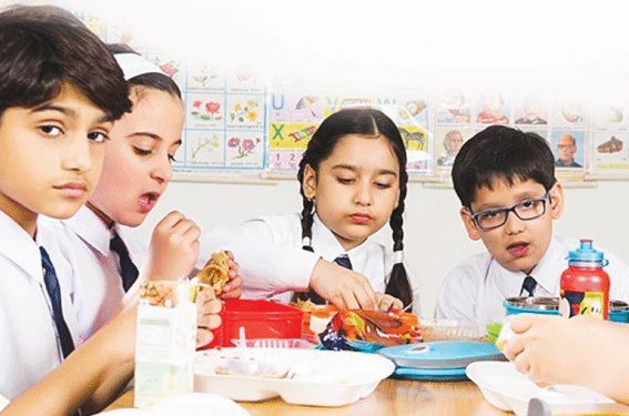 துரித உணவுப் பாவனையால் – மாணவர் ஆரோக்கியம் ஆபத்தான கட்டத்தில்