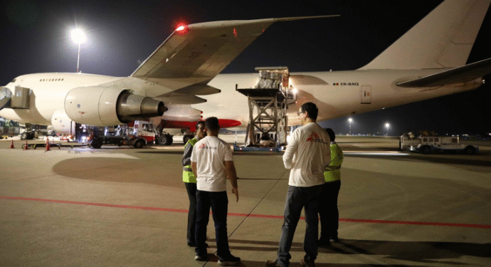 ‘டித்வா’ வெள்ள நிவாரணப் பணிக்கு எல்லைகளற்ற வைத்தியர்கள் அமைப்பு ஆதரவு!