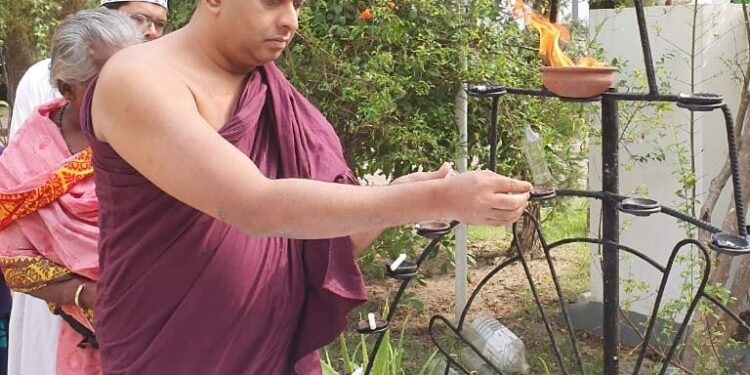 டித்வா புயலால் உயிரிழந்தோருக்கு அஞ்சலி