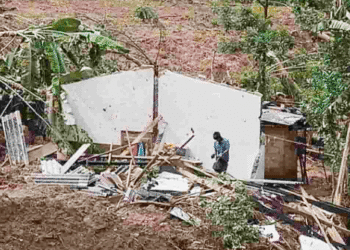 வெள்ள அனர்த்தத்தால் – 4500 வீடுகள் முற்றாக அழிவு!